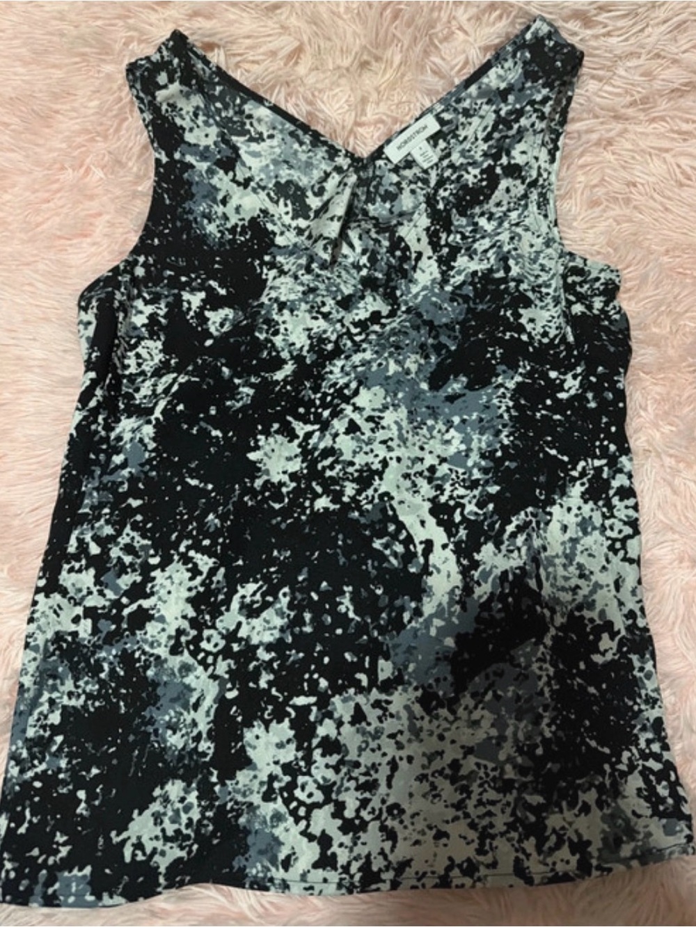 Nordstrom Black & Gray Abstract V-Neck Sleeveless Tank